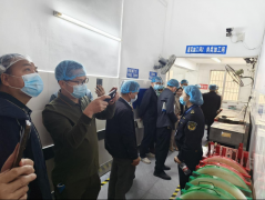 市场监管局结合示范点学校召开学校食堂“三无